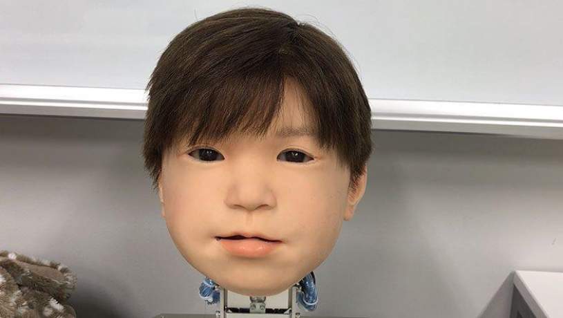 کودک-روبات ژاپنی با توانایی ابراز احساسات