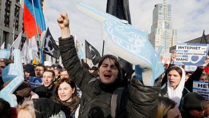 تظاهرات گسترده روس‌ها در اعتراض به محدودیت اینترنت