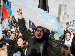 تظاهرات گسترده روس‌ها در اعتراض به محدودیت اینترنت