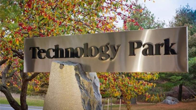 پارک‌های علم و فناوری کشور به سمت تخصصی شدن حرکت کنند