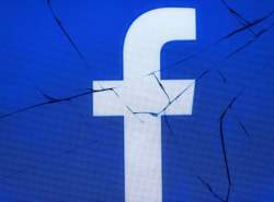 فیس بوک: اختلال اپ‌ها به دلیل حمله سایبری نبود