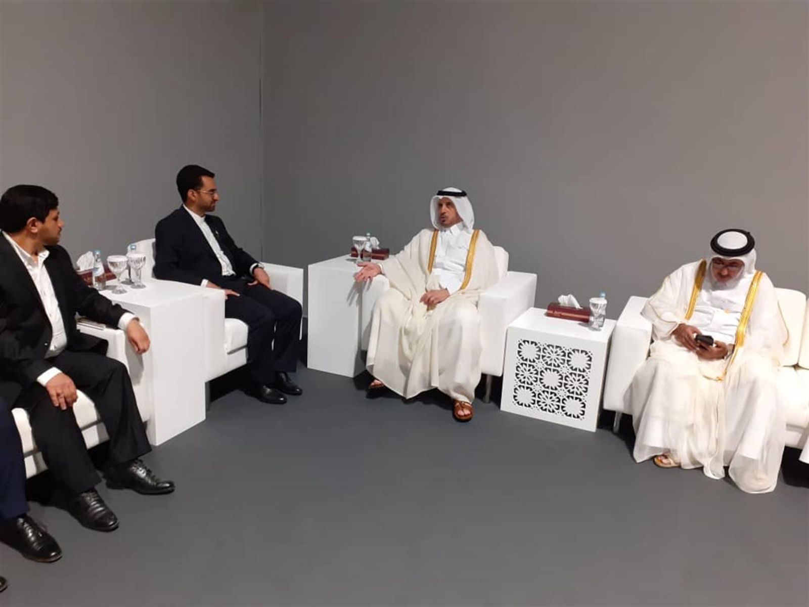 دیدار وزیر ارتباطات با نخست وزیر قطر