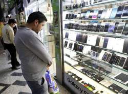 ممنوعیت واردات گوشی‌ به افزایش قاچاق و گرانی ختم می‌شود