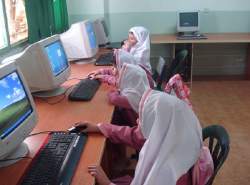 مخابرات، همراه اول و ایرانسل امروز به 76 هزار مدرسه، اینترنت می‌رسانند