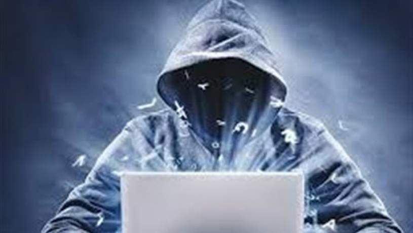 کلاه‌برداری اینترنتی
 با سرقت دامنه سایت‌های قانونی