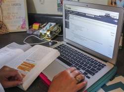 تقلب اینترنتی دانشجویان
 را به پلیس اطلاع می‌دهیم