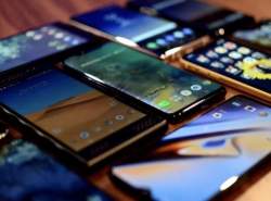 واردکنندگان گوشی بلاتکلیفاند واردکنندگان گوشی بلاتکلیفاند