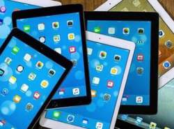 اهدای ۲۷۰ هزار تبلت به دانش‌آموزان نیازمند