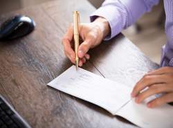 تعلل در اتصال خودپردازها به صیاد توجیه ندارد