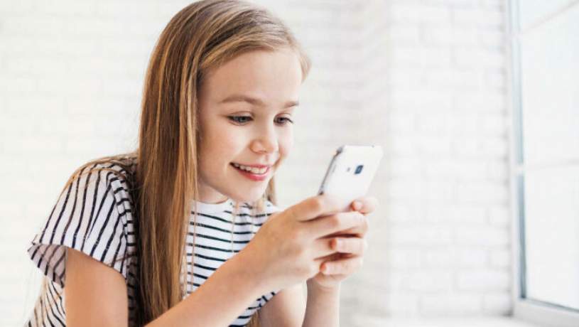 ۳ شرط قبل از خرید موبایل برای کودکان