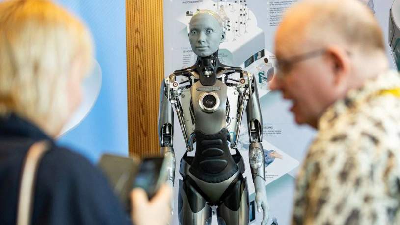 روبات‌ها: علیه انسان‌ها شورش نمی‌کنیم