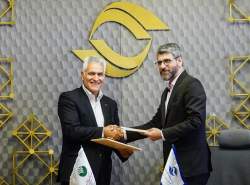 تفاهم نامه صندوق توسعه فیبر نوری امضا شد