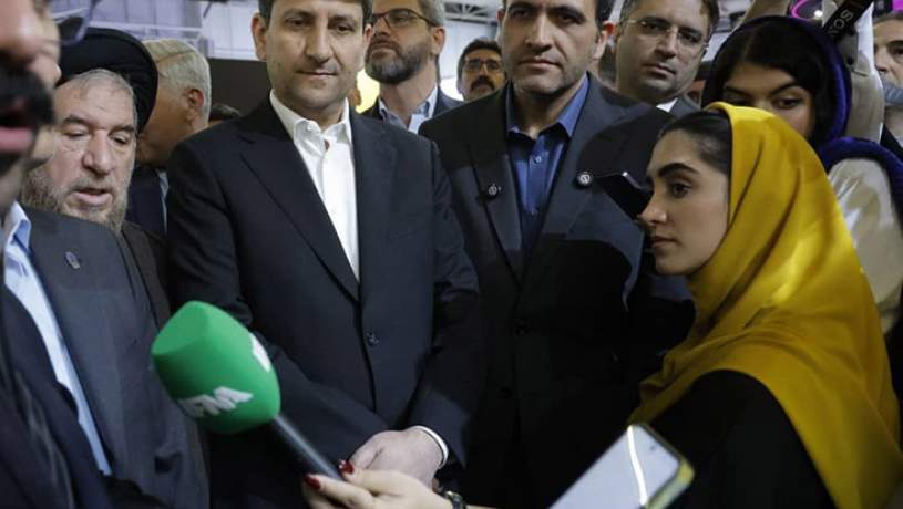 اولین پروفایل رسمی eSIM ایران در حضور وزیر ارتباطات در غرفه ایرانسل فعال شد