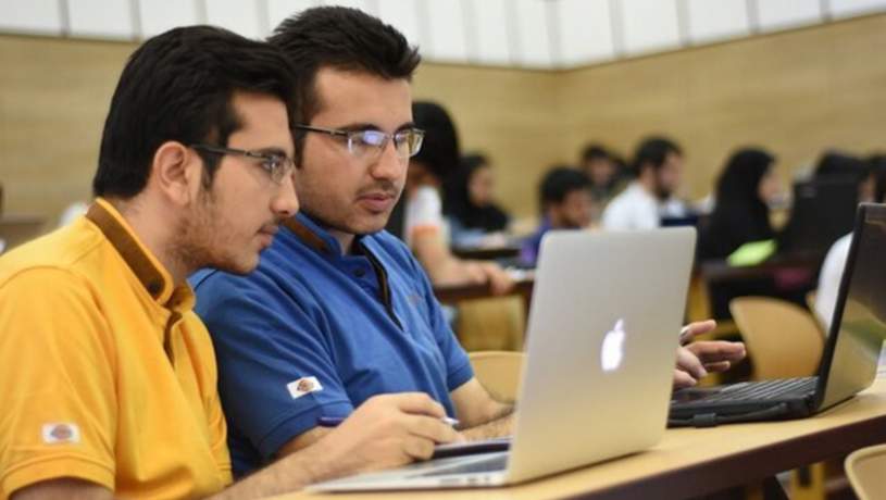 آغاز رقابت‌ ۶۰ شرکت‌کننده از ۲۵ کشور در مسابقه برنامه نویسی رایان